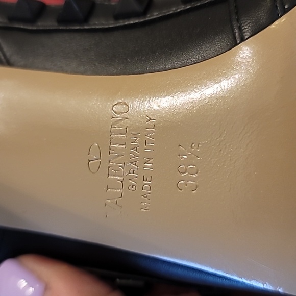 Valentino Rockstud Matte Black - Picture 6 of 9